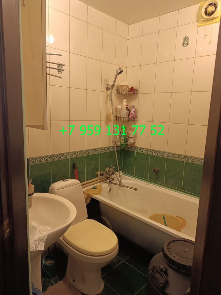объект 467 Продаётся 1 к.квартира в г.Алчевске р-н СШ 6 ОП - 30 кв, кухня - 6 кв. 2/5 эт.дома Пластиковые окна KBE, пластиковые трубы, на полу качественный линолеум, дверь железная 5 мм, скрытые навесы, кондиционер LG, стиральная машина LG, холодильник Indesit, колонка, газовая печь, вытяжка, счётчики на все ...